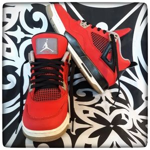 Air Jordan 4 Toro Bravo Retro GS